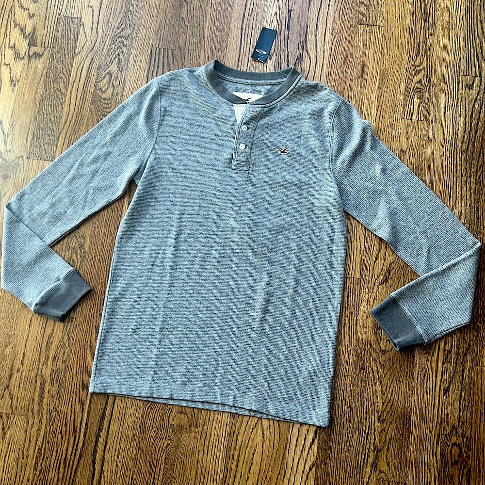 NWT Hollister Henley thermal